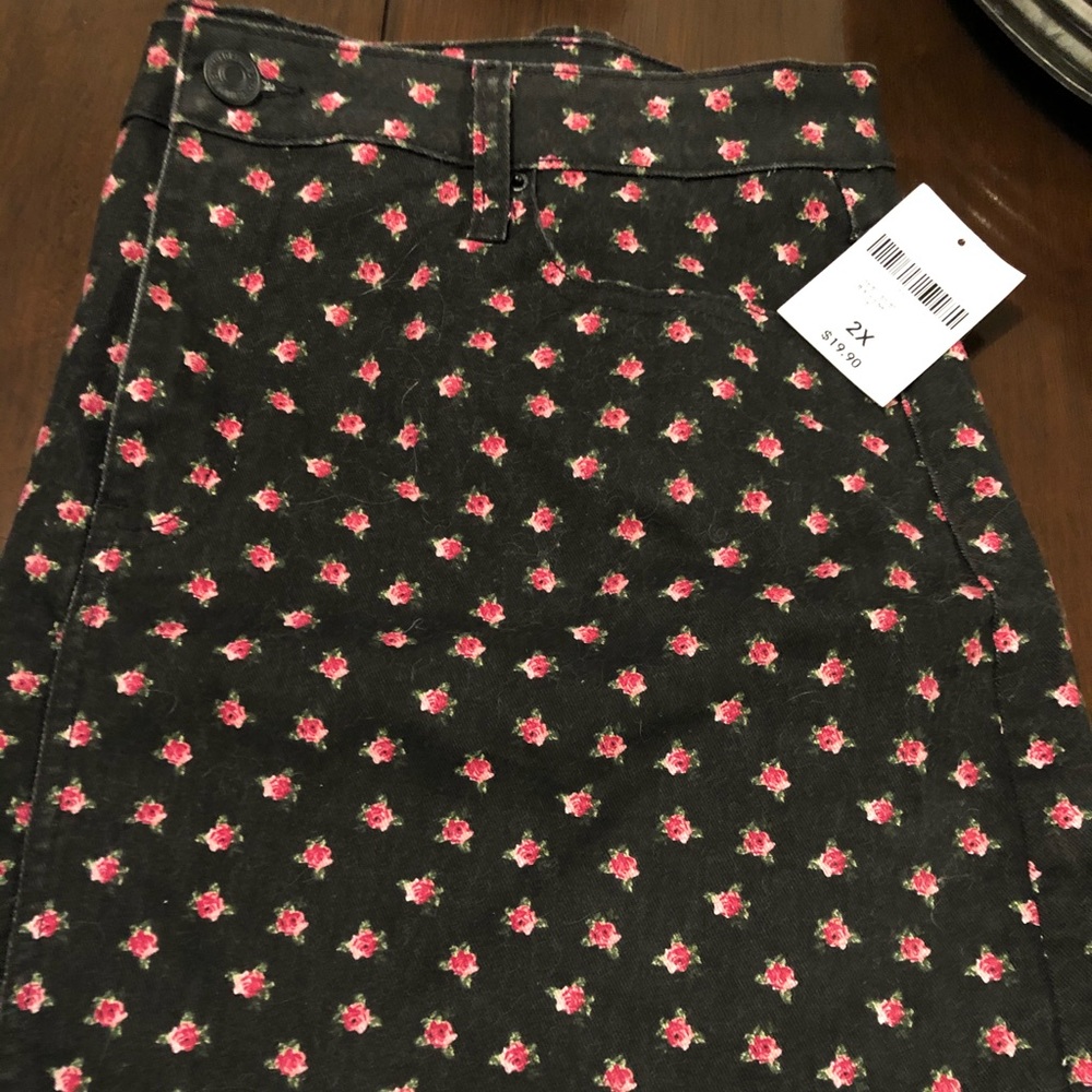 Forever 21 Floral Print Shorts